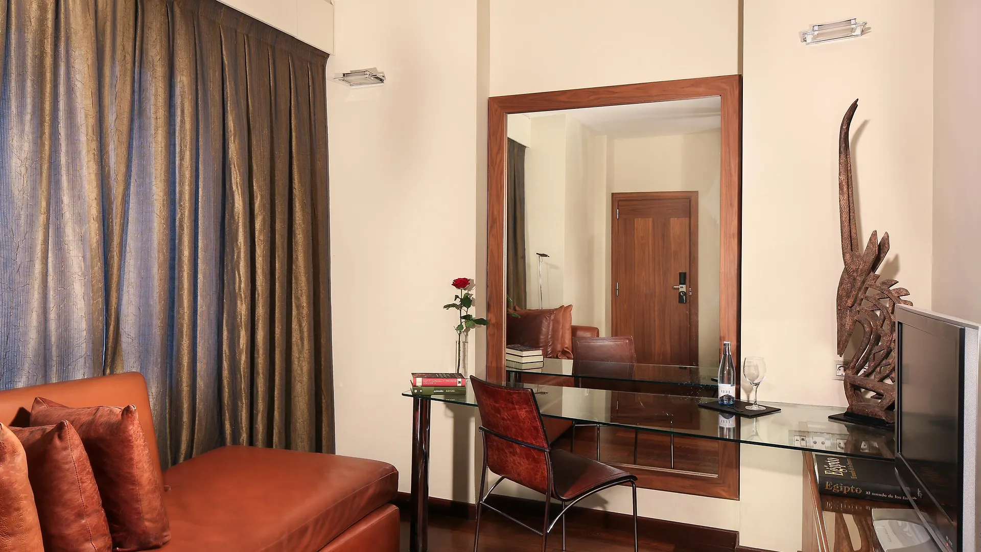 Hotel Gran Derby Suites, A Small Luxury Hotel Of The World Barcelone 4*,