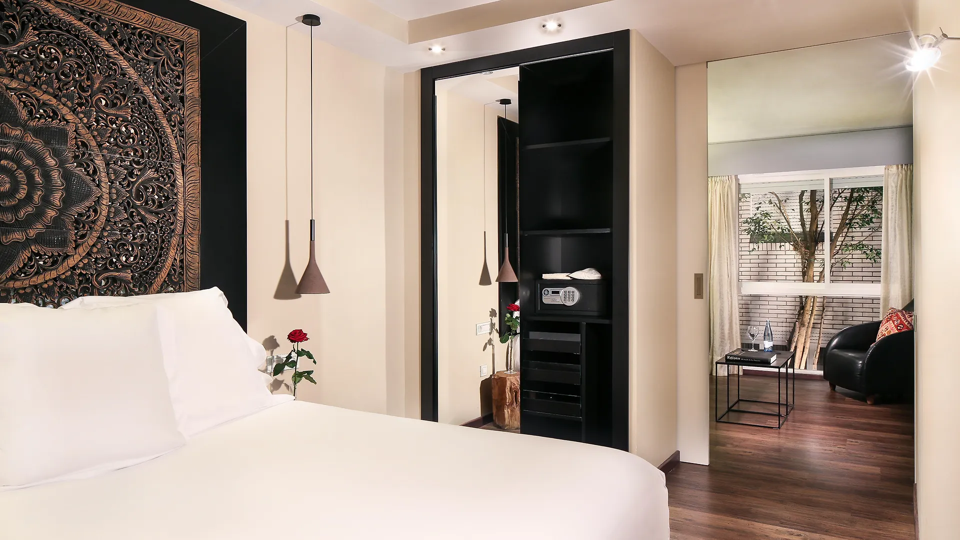 Hotel Gran Derby Suites, A Small Luxury Hotel Of The World Barcelone