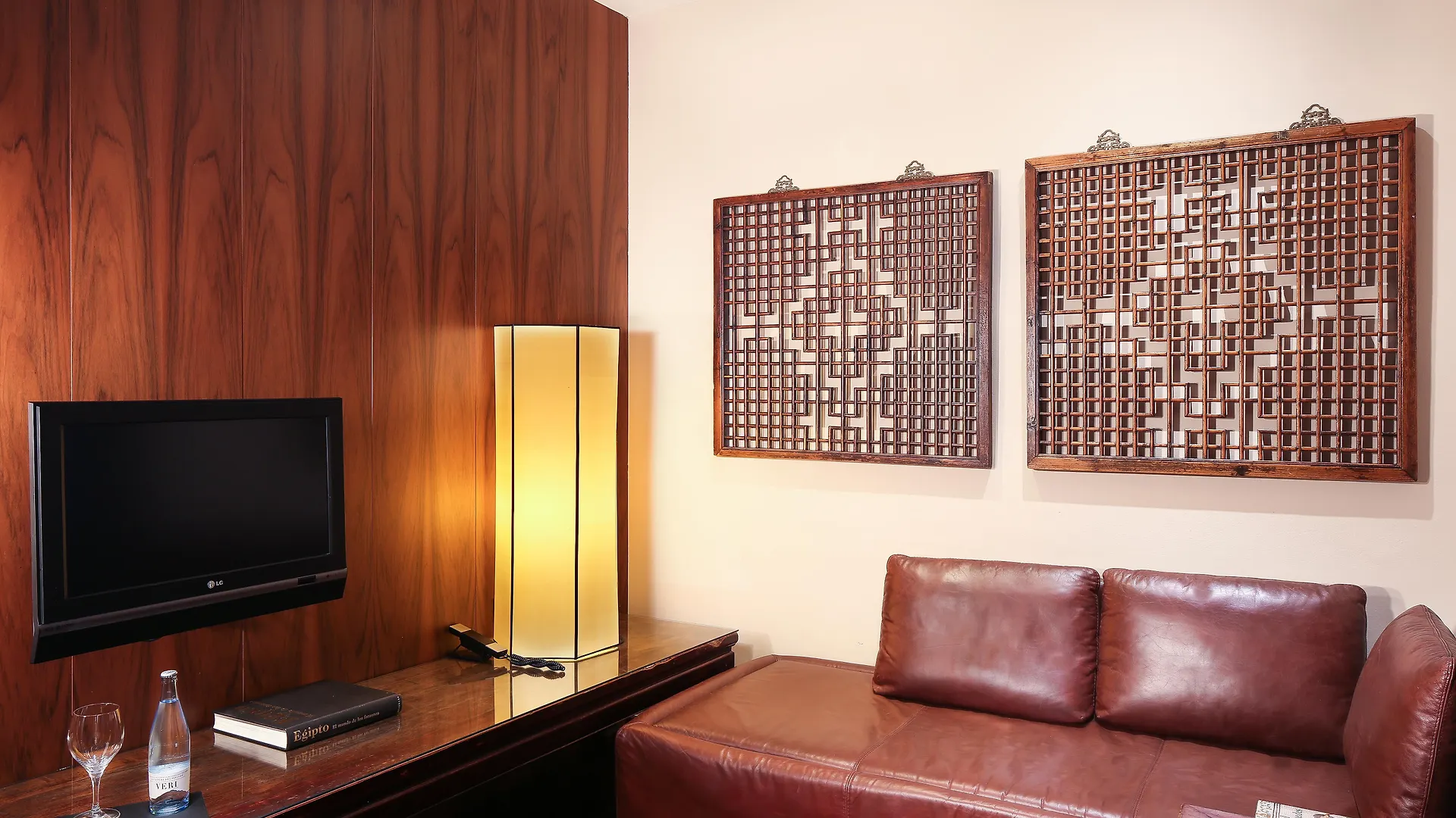 Hotel Gran Derby Suites, A Small Luxury Hotel Of The World Barcelone