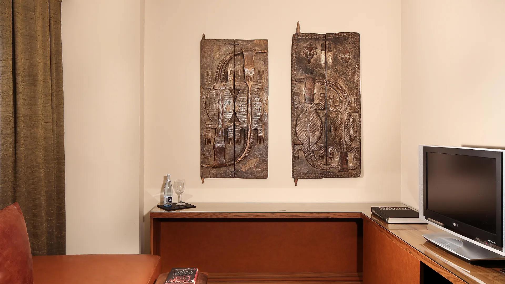 Hotel Gran Derby Suites, A Small Luxury Hotel Of The World Barcelona