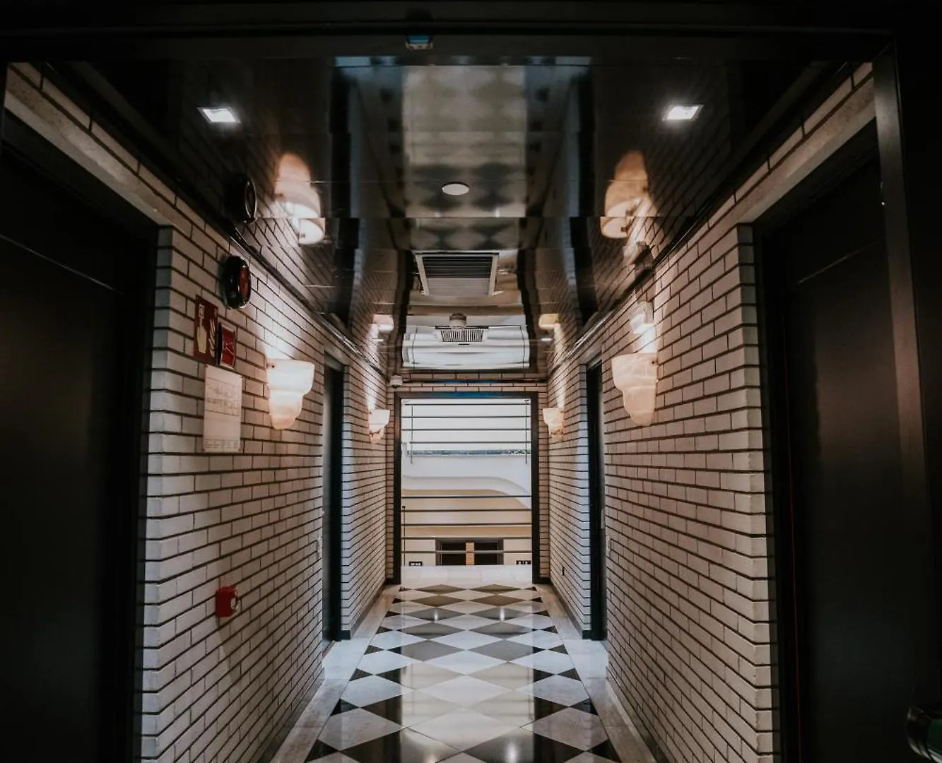 Hotel Gran Derby Suites, A Small Luxury Hotel Of The World Barcelona