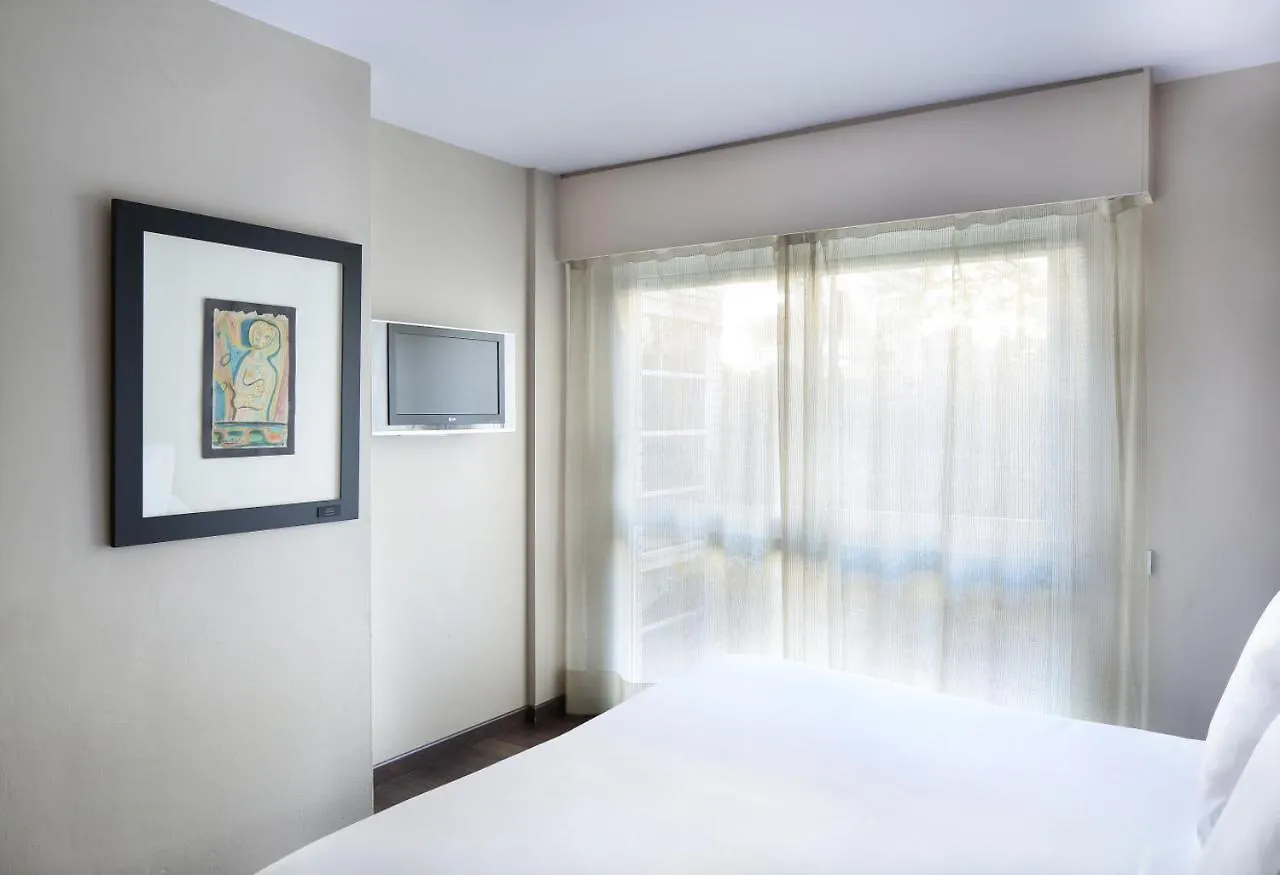 Hotel Gran Derby Suites, A Small Luxury Hotel Of The World Barcelona 4*,